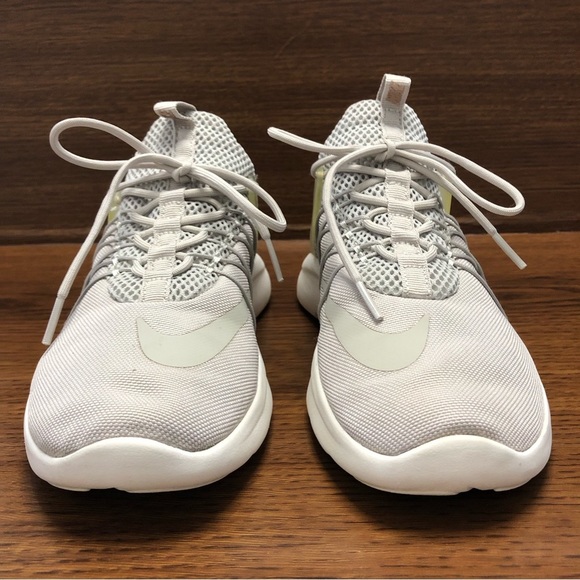 Nike Darwin Women’s Light Gray Sneakers Size 8 - Picture 6 of 14